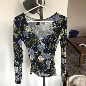 Ann Taylor floral top XS